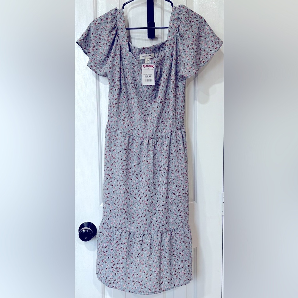 Monteau Dress size M
